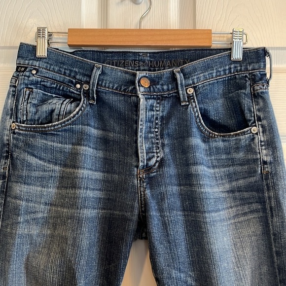Citizens of Humanity brand size 27 Dylan- relaxed boy jeans - Picture 2 of 8